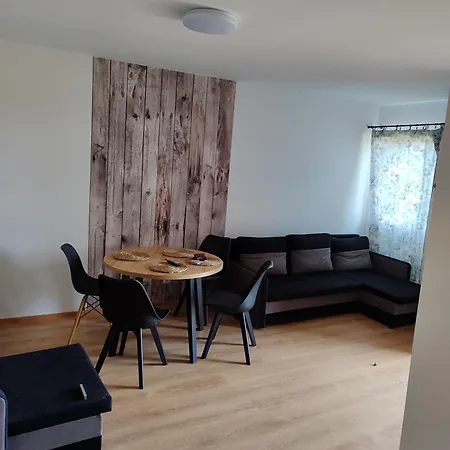 Letniskowe Straznica 아파트 *