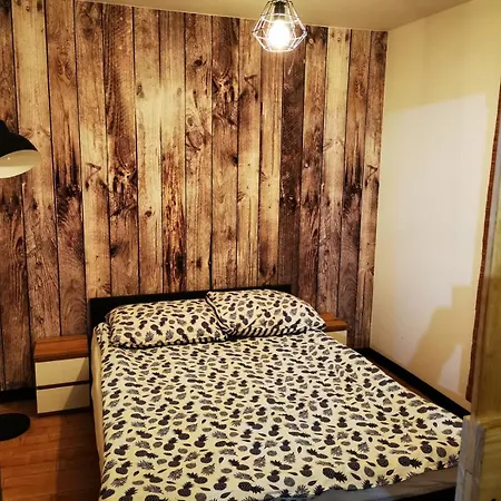 Letniskowe Straznica 야로수아비크