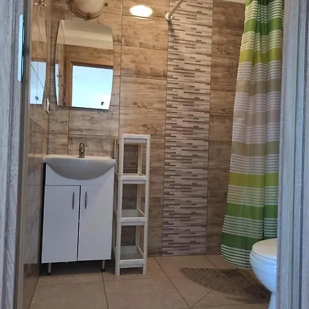 Letniskowe Straznica * 야로수아비크